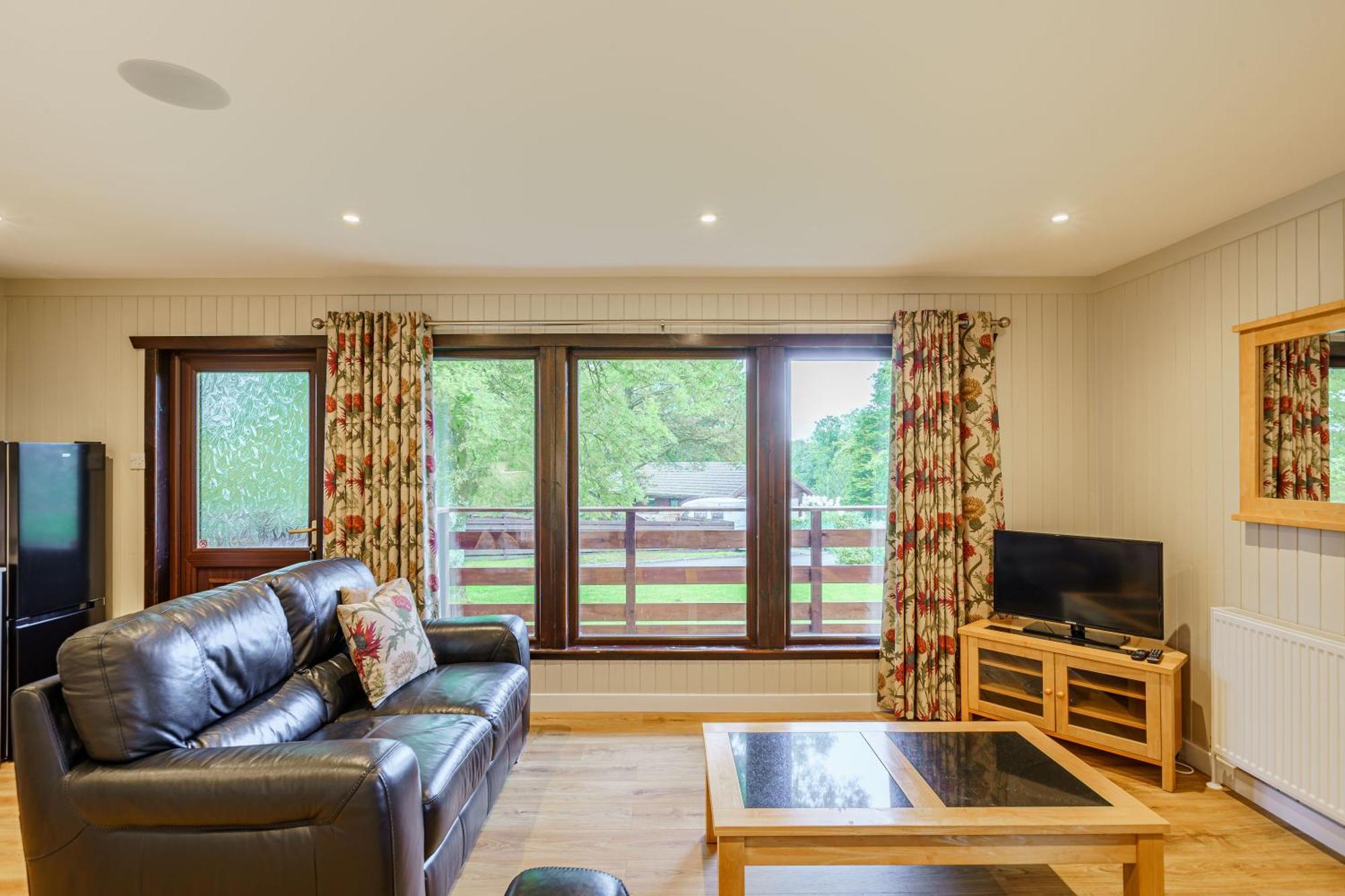 Bluebell Lodge 4 With Hot Tub Newton Stewart Exterior photo