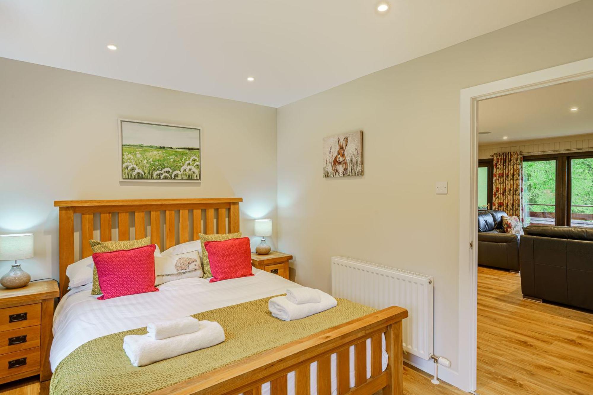 Bluebell Lodge 4 With Hot Tub Newton Stewart Exterior photo