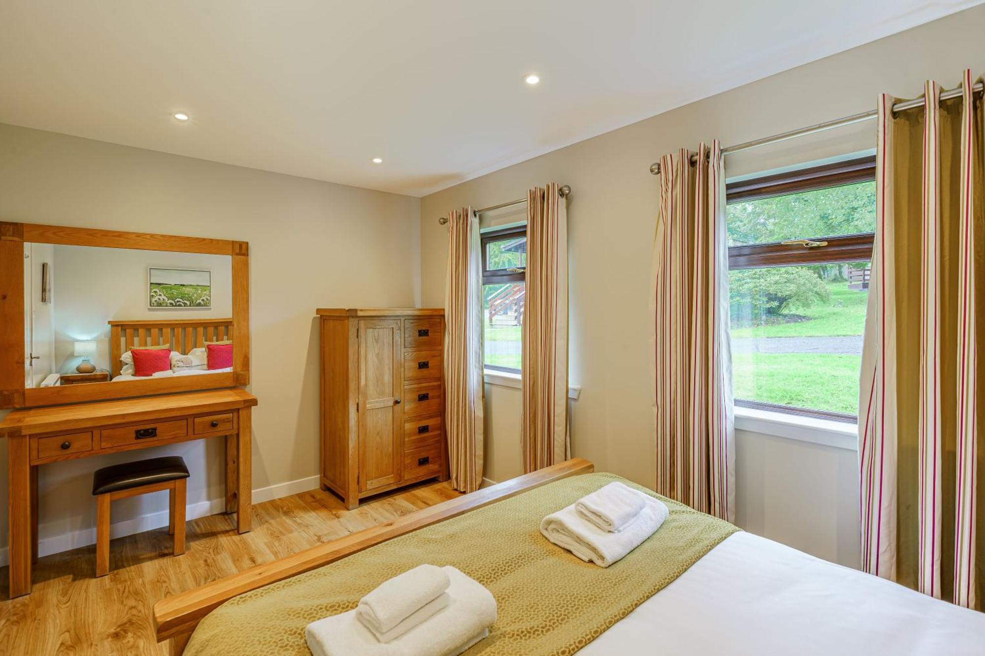 Bluebell Lodge 4 With Hot Tub Newton Stewart Exterior photo